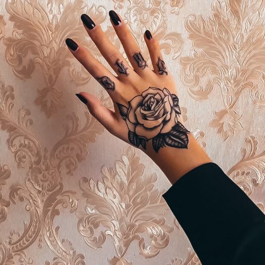 Dočasné tetování hand rose